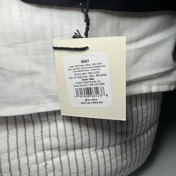 Hearth & Hand Full/Queen Microstripe Quilt Sour Cream/ Railroad Gray - Picture 7 of 9